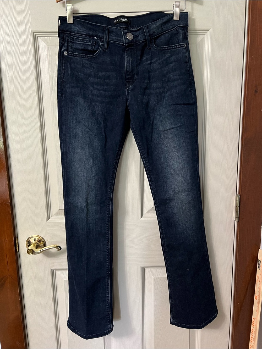 NWOT Express Women’s Dark Blue Bootcut Jeans (sz 8s)